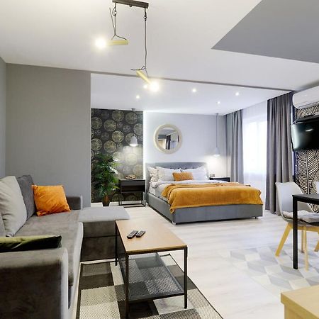 New Apart Lesi Ukrainky Blvd And Olimpiyska And Kreshchatyk And Manhattan City With Parking Kiew Exterior foto