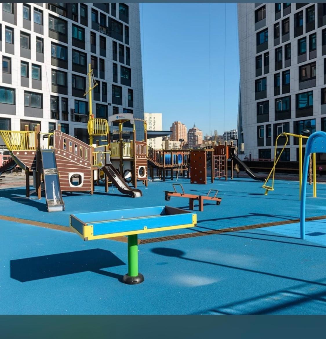 New Apart Lesi Ukrainky Blvd And Olimpiyska And Kreshchatyk And Manhattan City With Parking Kiew Exterior foto